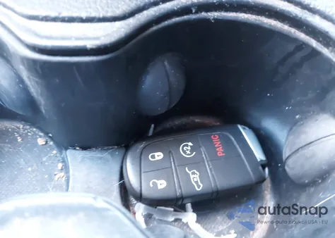 2018 Jeep Compass Trailhawk 4X4 из США, поврежденный, VIN 3C4NJDDB4JT169724